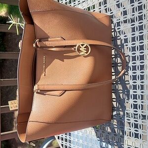 Authentic Michael Kors purse